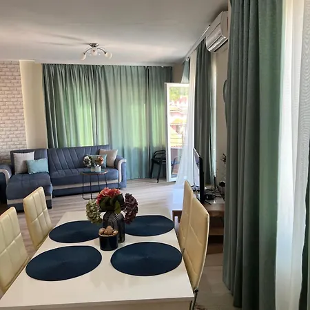 公寓 атлант 奥布佐尔